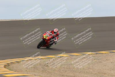 media/Sep-10-2022-SoCal Trackdays (Sat) [[a5bf35bb4a]]/Bowl Exit (1120am)/